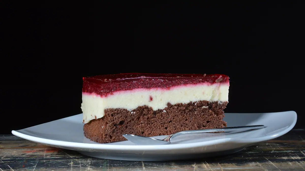 All about the Cakes – cake shop in Crowland town centre